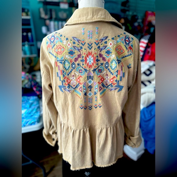 Jacket, Shirt Jean Peplum Camrl Embroidered Back Detail Front - Picture 1 of 4